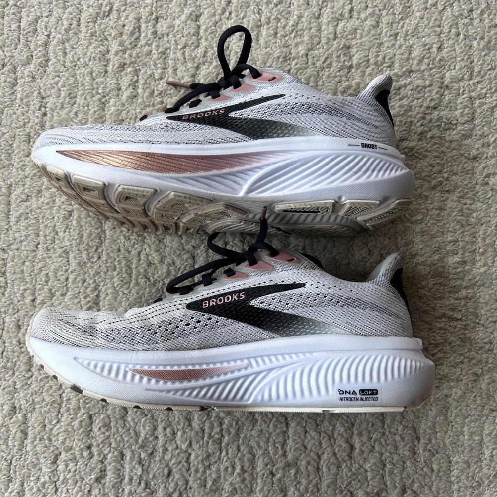 Brooks Ghost 17 Running Shoes Wide Width - Picture 5 of 9